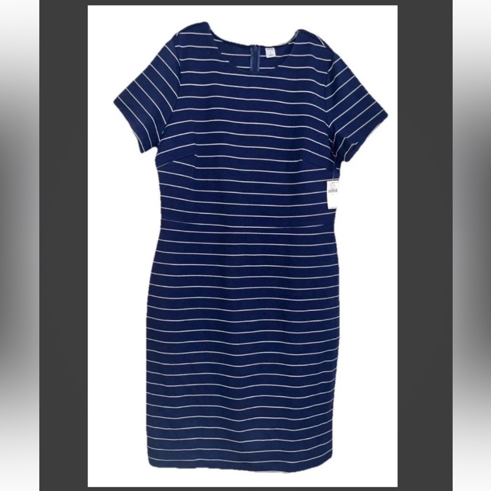 Old Navy Blue and White Striped Short Sleeve Sheath Dress Size Large